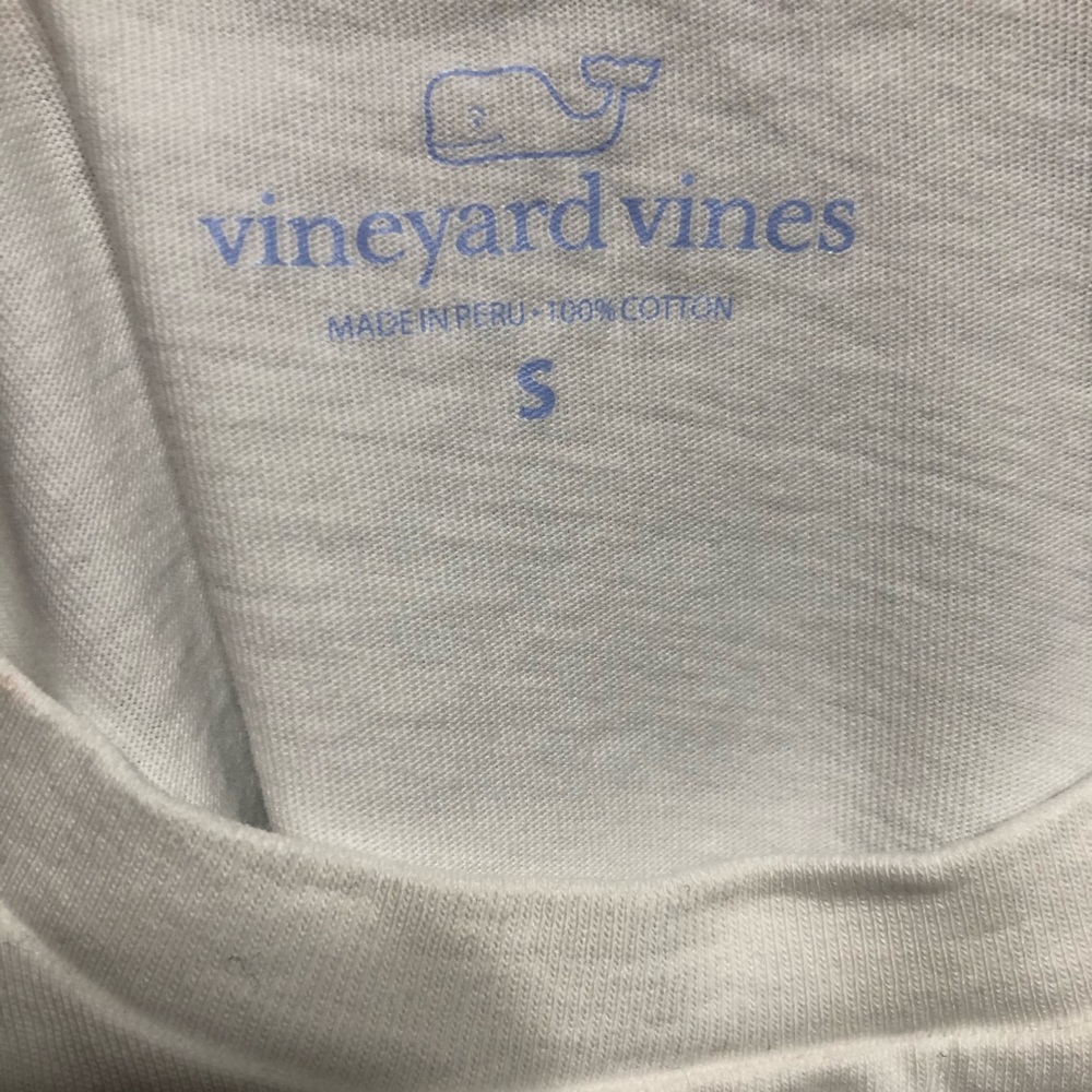 🛑sold🛑Vineyard Vines USA Flag Whale Long Sleeve Shirt - Picture 3 of 7